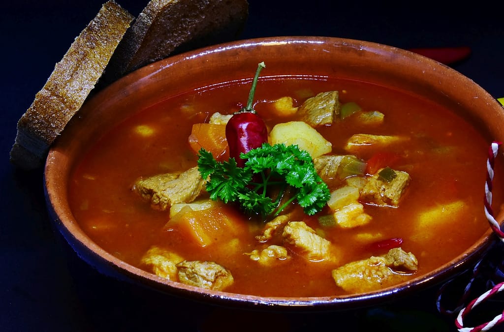 Kesselgulasch - ein einfaches Gericht für jeden 3 goulash soup, soup, flesh, kesselgulasch