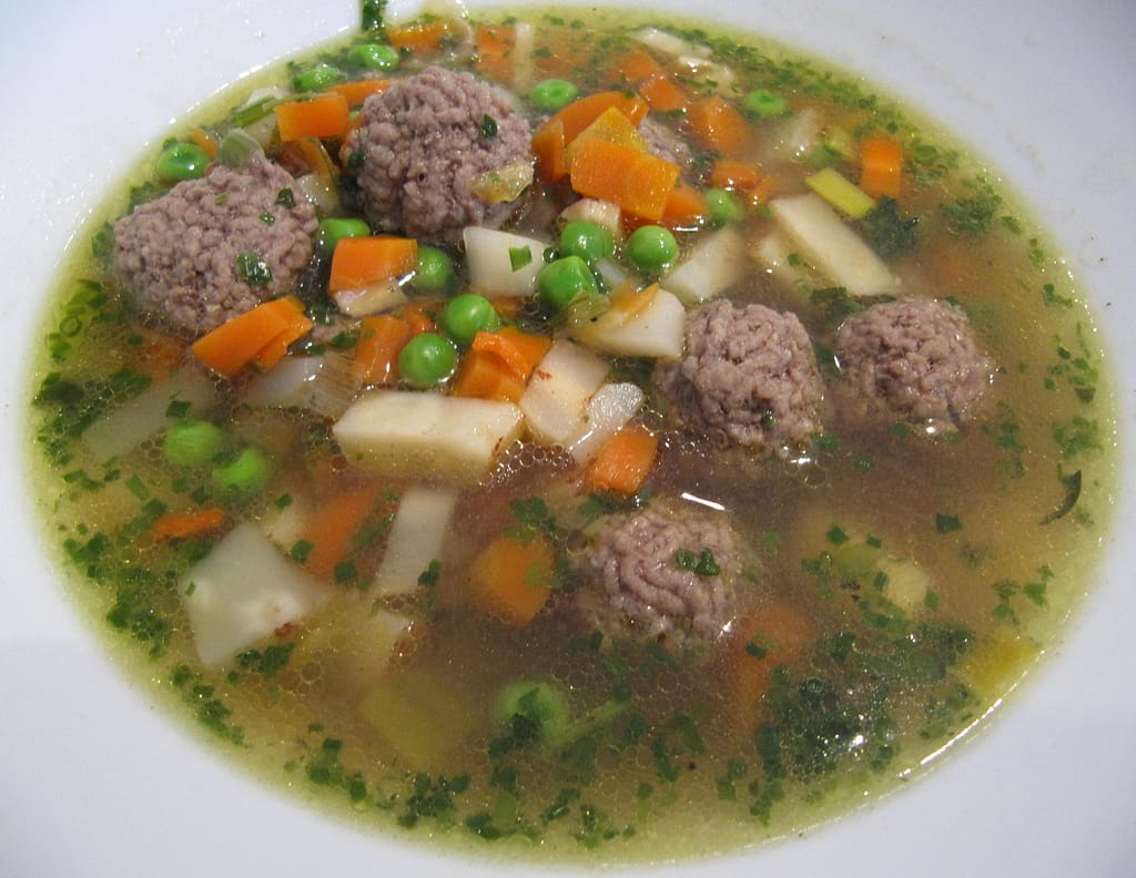 Traditionelle Suppen-Ein Streifzug 1 suppe