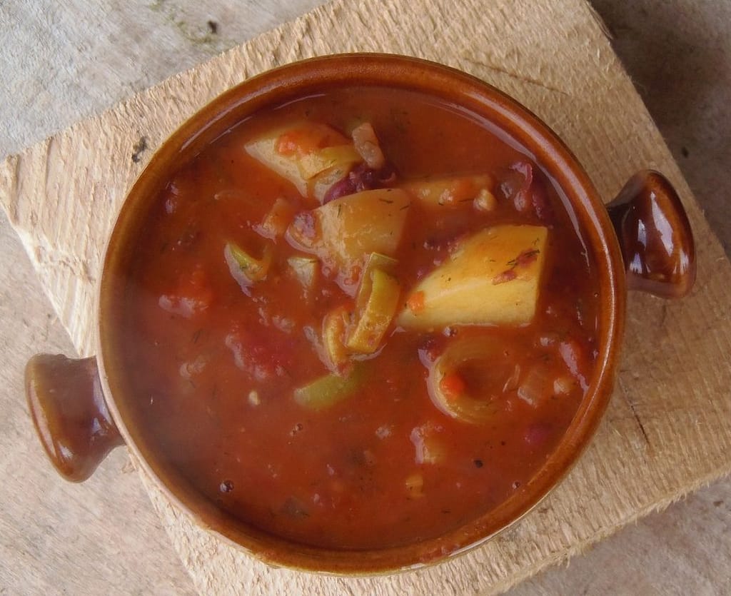 Erdäpfelgulasch 1 Kartoffelgulasch
