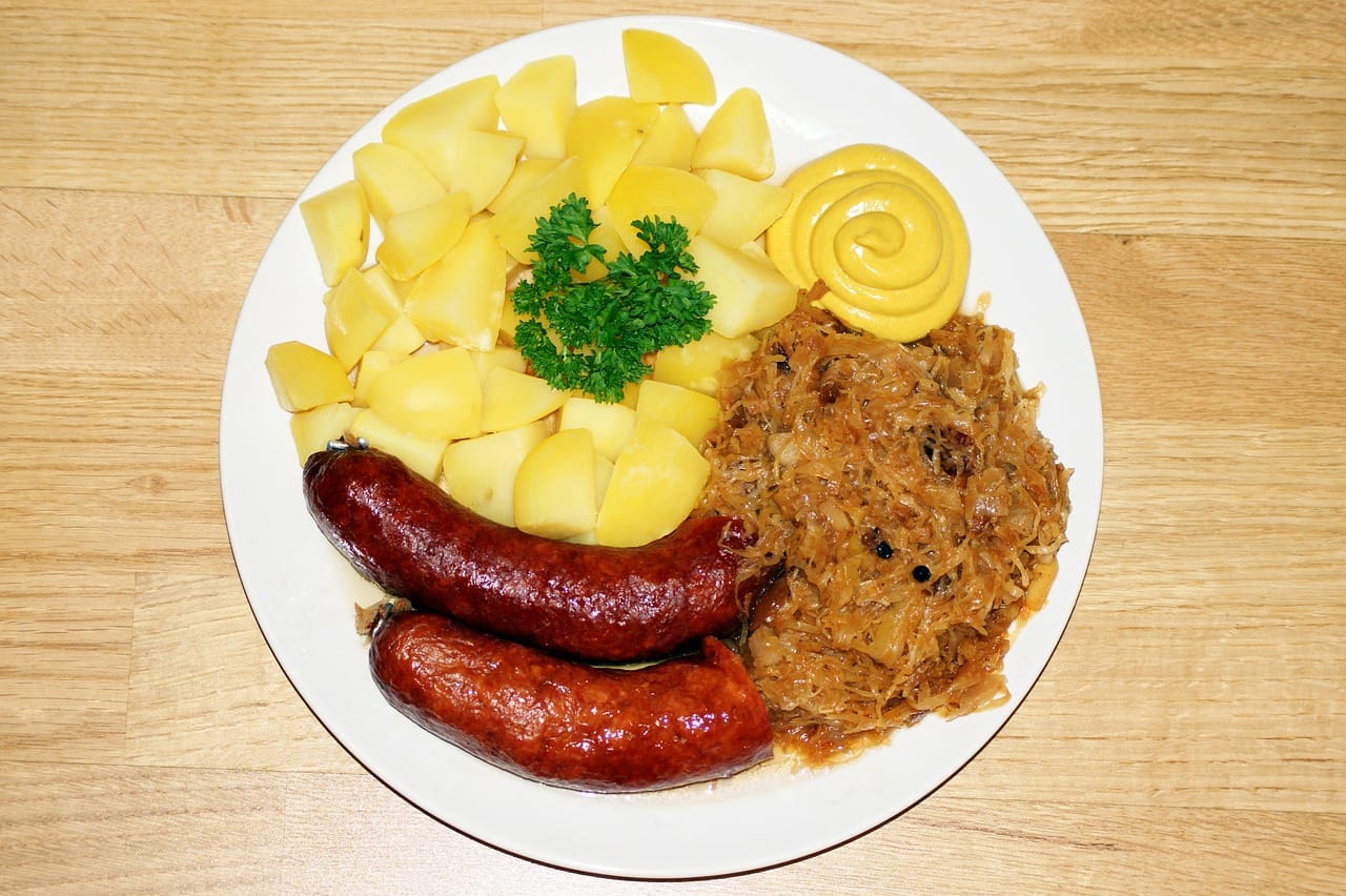 sausage 274590 1280