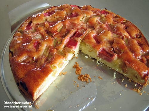 13 Rezepte traditioneller Desserts 1 Rhabarberkuchen